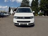 Volkswagen T5 California - weiße Volkswagen T5 California