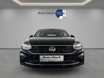 Volkswagen Tiguan - 2