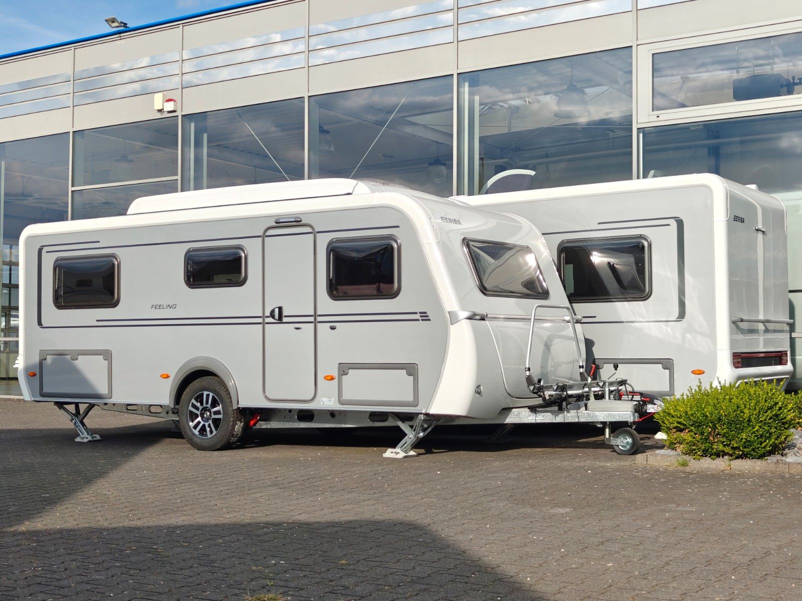 Fahrzeugabbildung HYMER / ERIBA / HYMERCAR Feeling 442 SD - MESSE-NEUHEIT 2026! -
