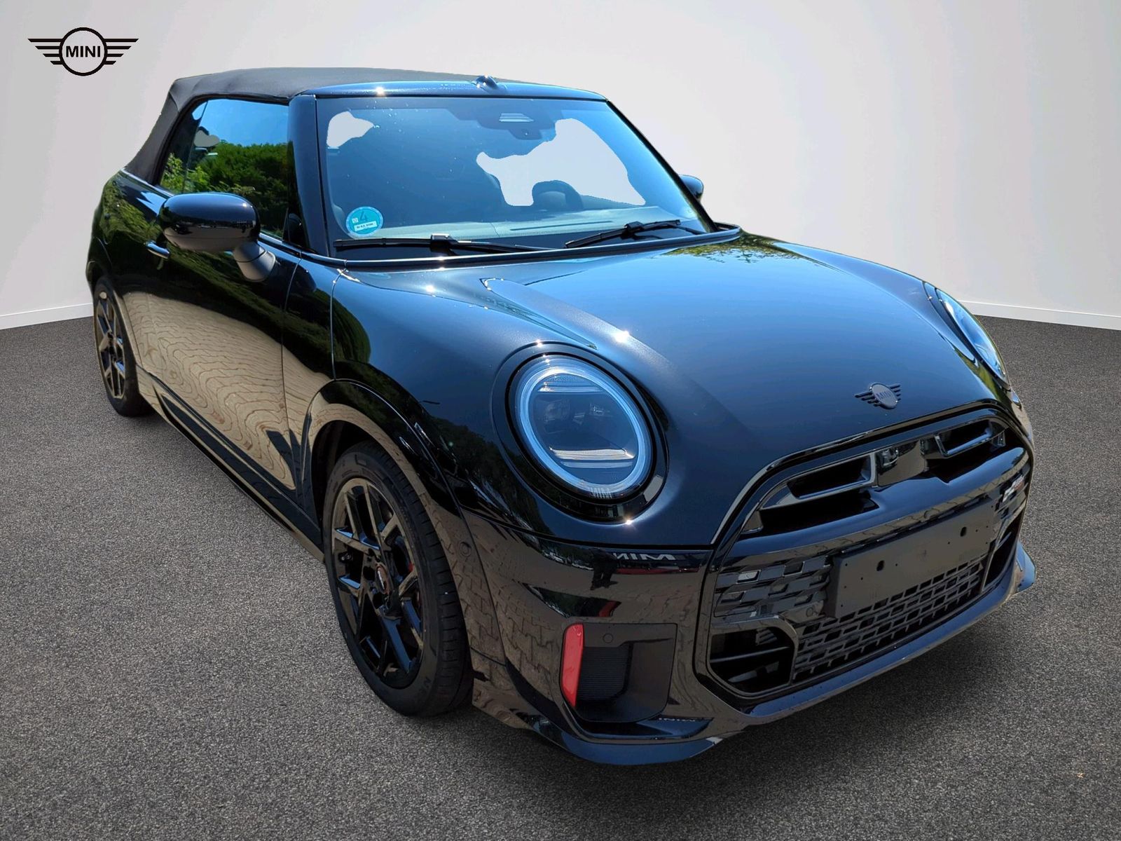 MINI John Cooper Works Cabrio - Bild 2