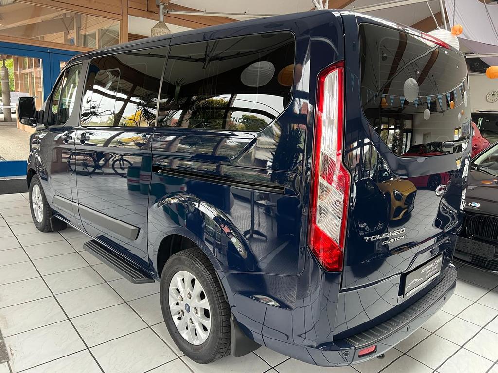 Ford Tourneo Custom