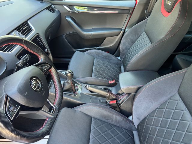Fahrzeugabbildung Skoda Octavia Combi RS 245+CarPlay+LED+Dig.Cockpit+AHK