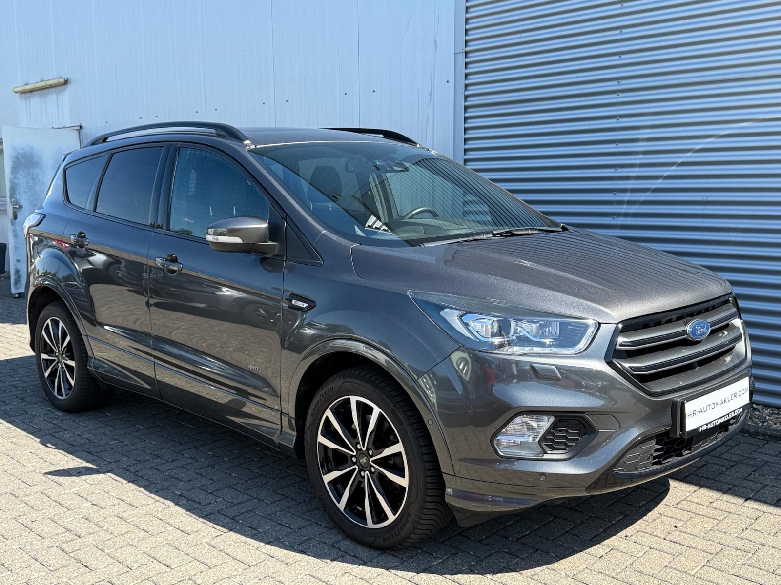 Ford Kuga ST-Line 4x4 Automatik AHK Xenon Panorama