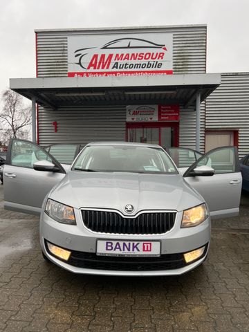 Skoda Octavia Lim. Ambition Navi SHZ Tempomat Klima