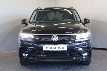 Volkswagen Tiguan R-LINE 2.0 TDI 4M AID+ACC+SIDE+PANO+AHK