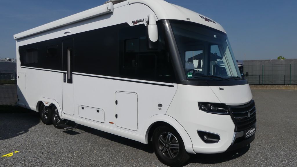 Frankia Titan I 790 PLUS Hubstützen/Lithium/Solar/Wandl 