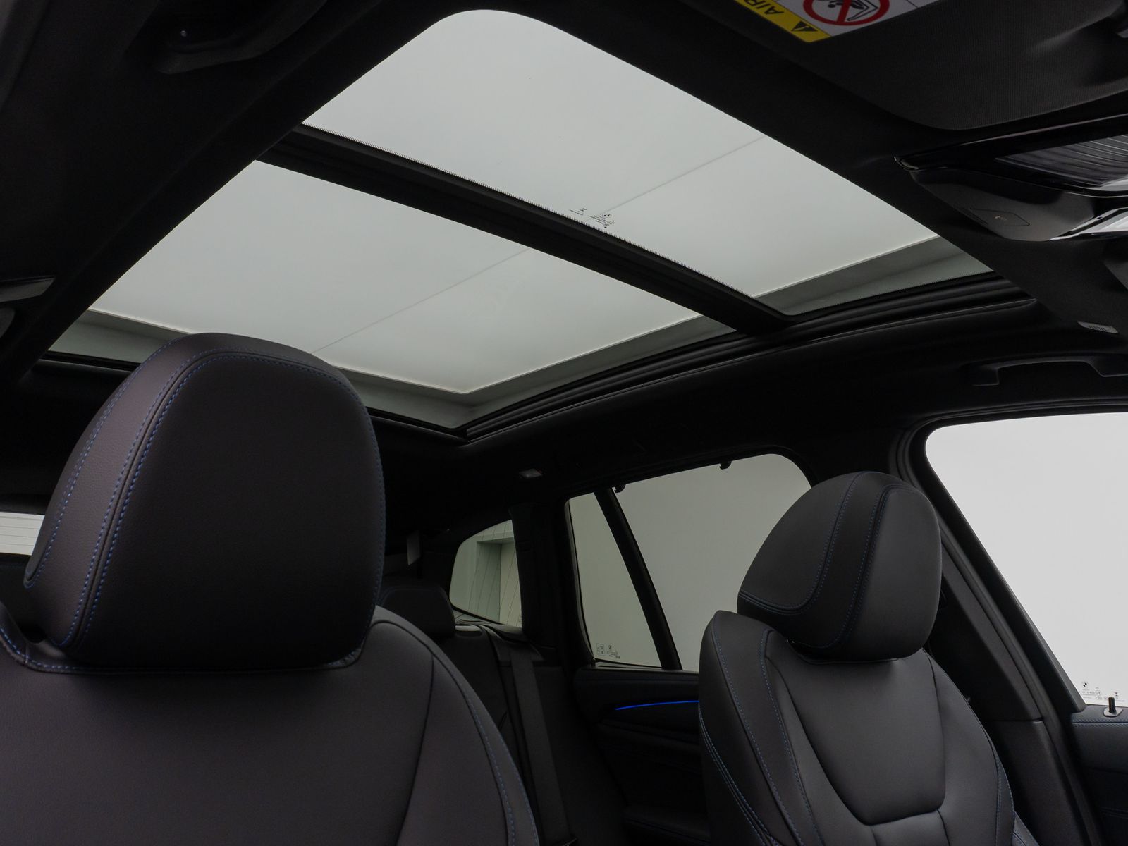 Fahrzeugabbildung BMW X3 xD30i  M Sport Panorama Laser 360°HUD DAB H/K