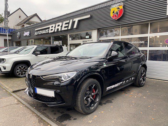 Alfa Romeo Stelvio Quadrifoglio 2.9 V6 Bi-Turbo (510PS) Q4