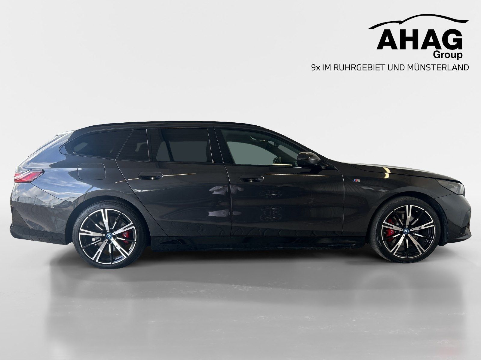 BMW 530e Touring M Sport Pro | AHK | Driving Assis.  imagem 3