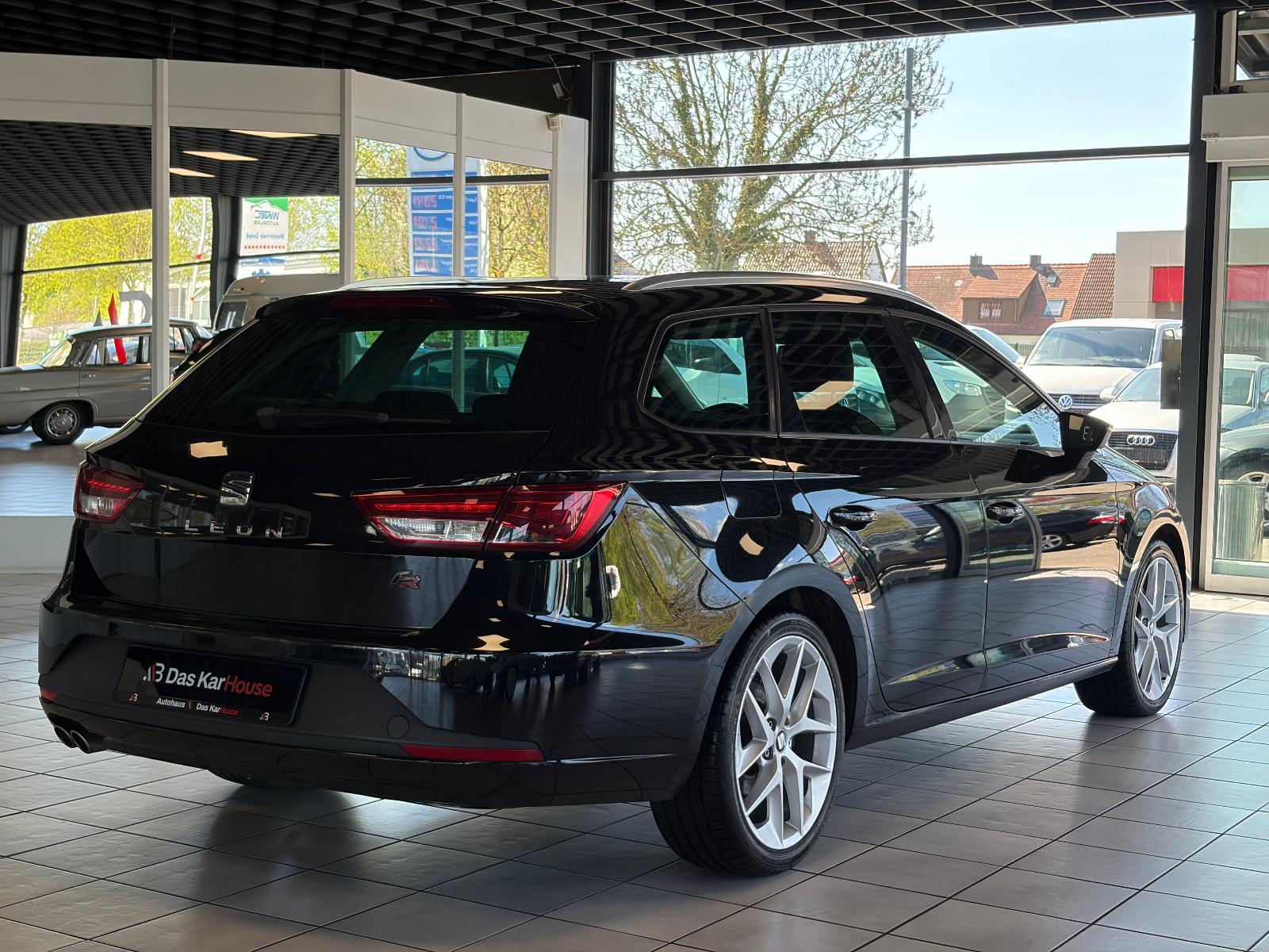 Seat Leon ST FR 2.0 TDI ·Navi·LED· Panorama·1. Hand