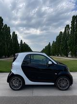 Smart ForTwo-Passion-Sitzhz-Tempo-Kurvenlicht-Navi - Smart Unfallwagen