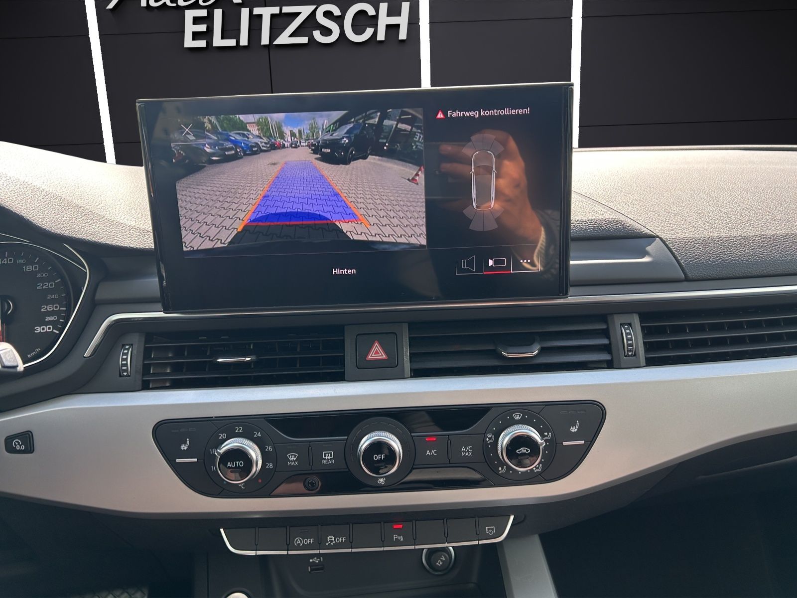 Fahrzeugabbildung Audi A4 Avant 35 TFSI S tronic ACC RKF CLIMA LED