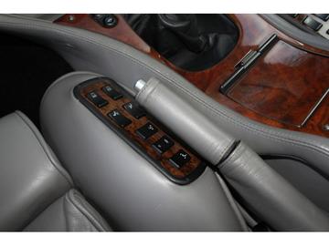 صورة مصغرة 13 لـ 1999 Aston Martin V8 VANTAGE
