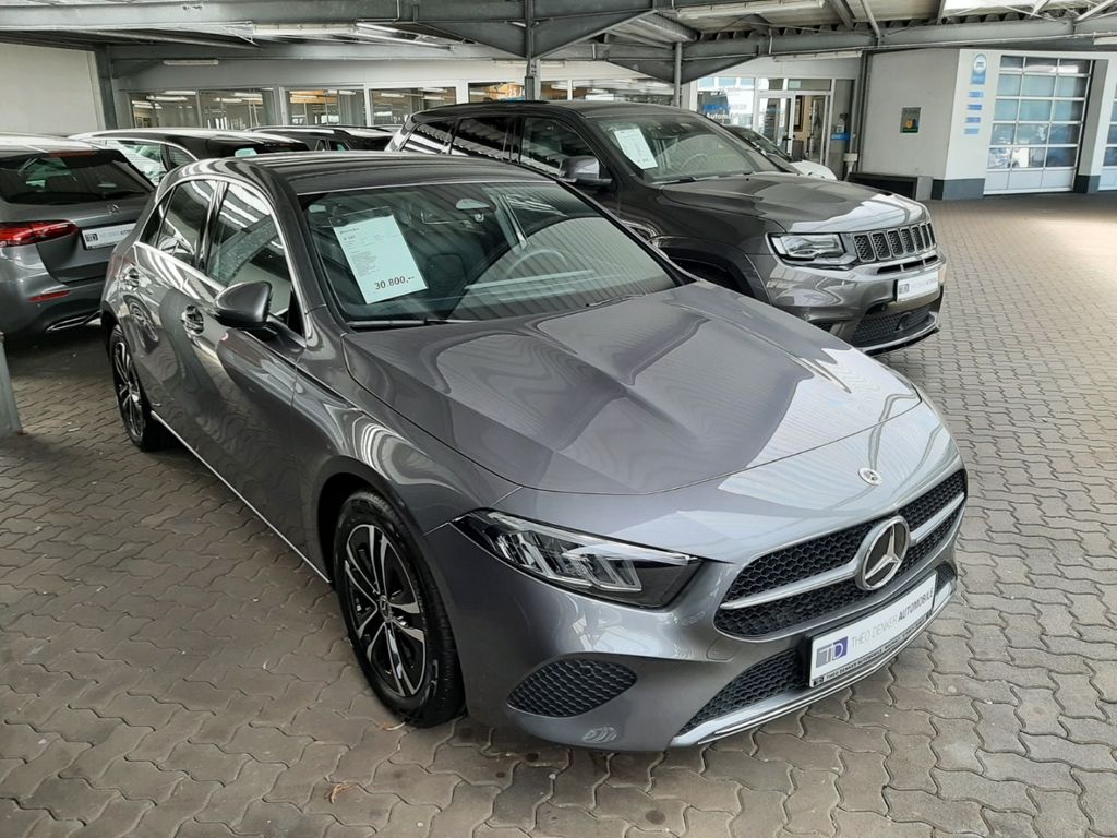 Mercedes-Benz A 180