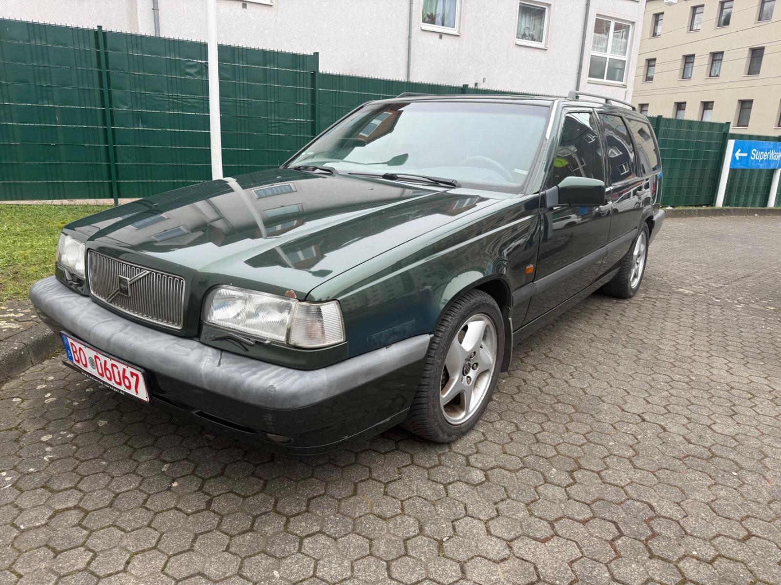 Volvo 850 2,5 Automatik , Klima , Leder ,Anhänger K