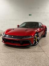 Ferrari 12Cilindri - Ferrari 12Cilindri mit Panoramadach