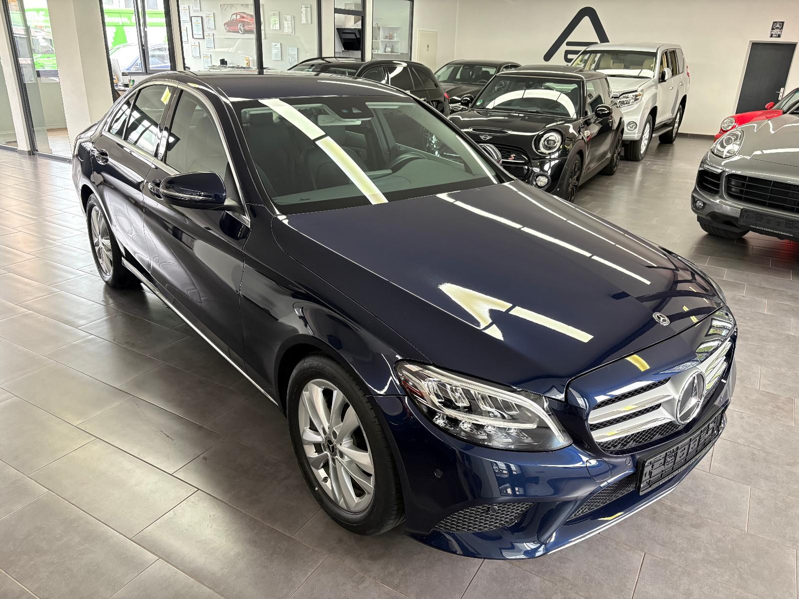 Mercedes-Benz C 200 Lim. Avantg. Navi/LED/Kamera/Smartphone