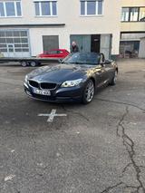 BMW Z4 sDrive18i Roadster / Top gepflegt - graue BMW Z-Reihe