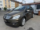 Mercedes-Benz B 200 B -Klasse B 200*KLIMA*SHZ*TEMPOMAT - gebrauchte Mercedes-Benz B 200 aus dem Jahr 2011