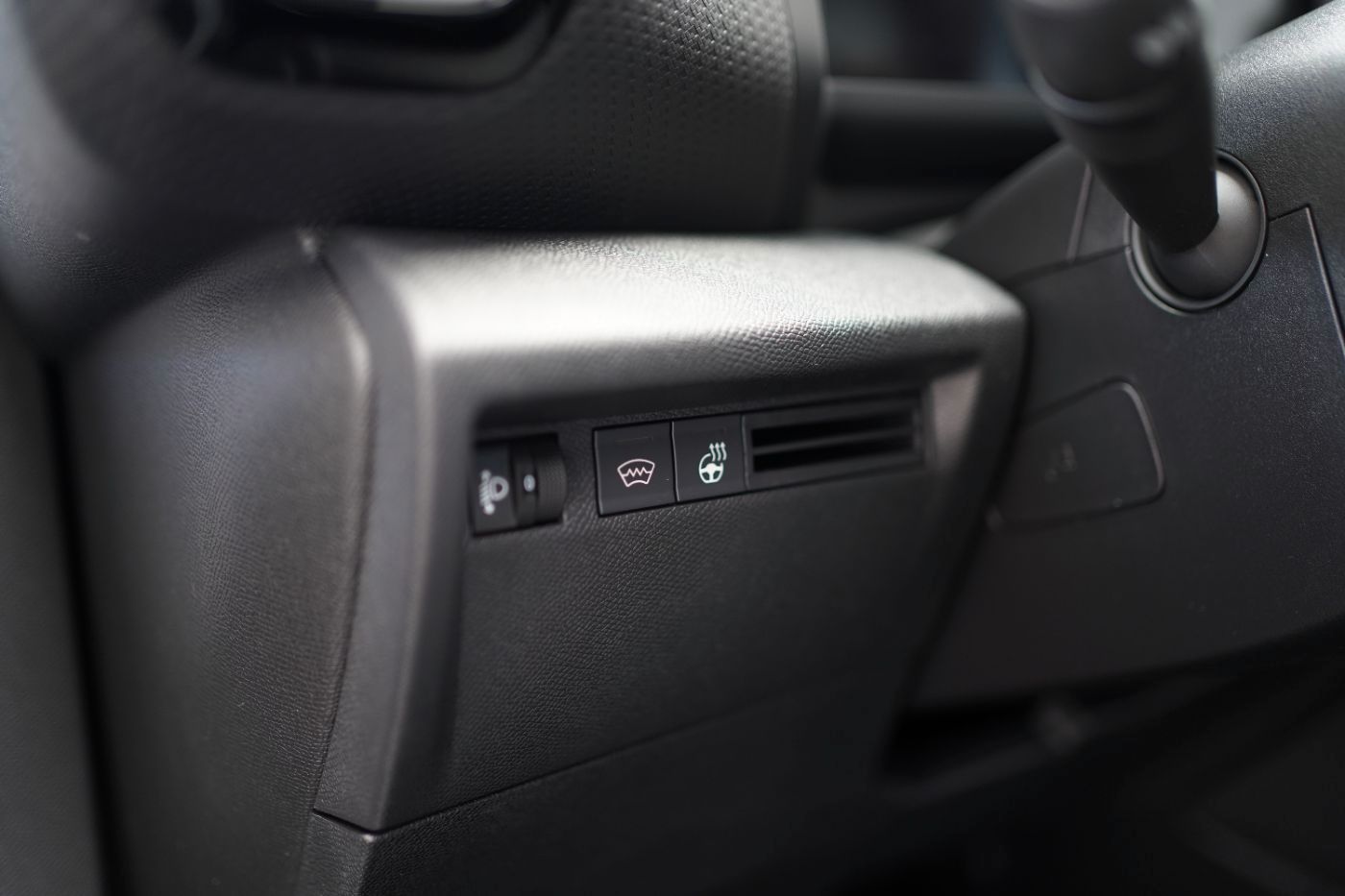 Fahrzeugabbildung Citroën C4 Hybrid 145 DCS6 Max *** Vollausstattung ***
