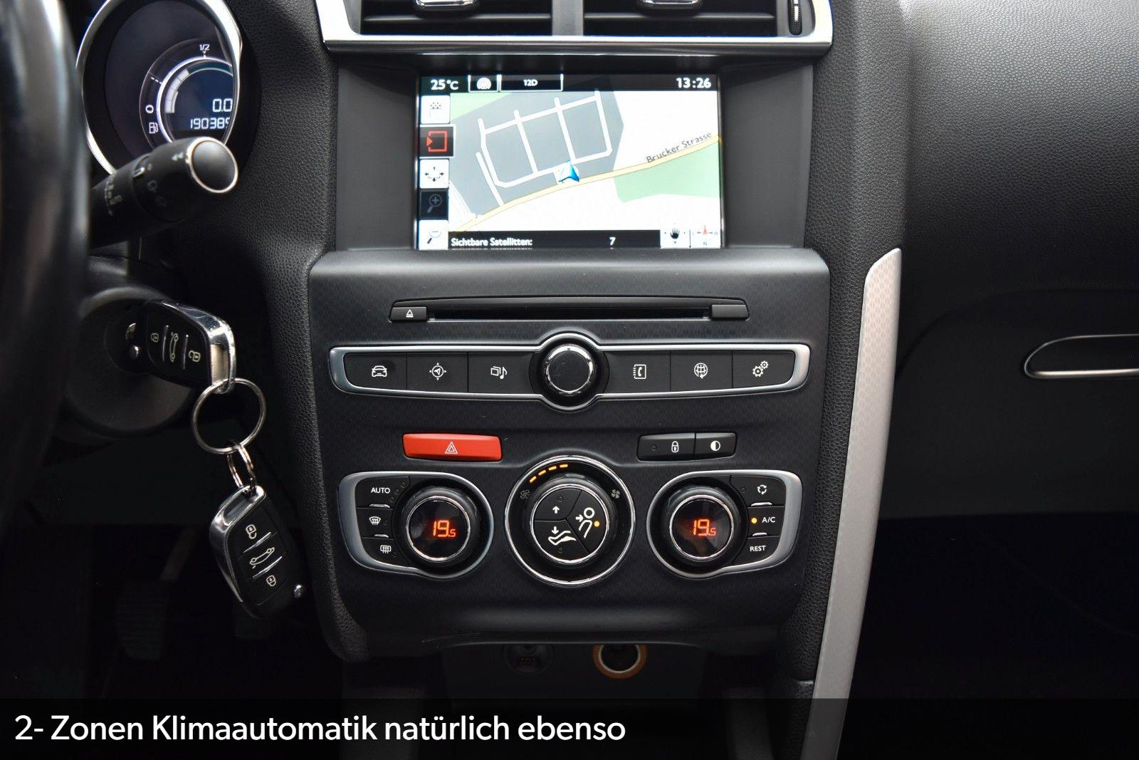 DS Automobiles DS4 BlueHDi 120 SoChic *EURO6*~Mas.~Navi~T-Leder