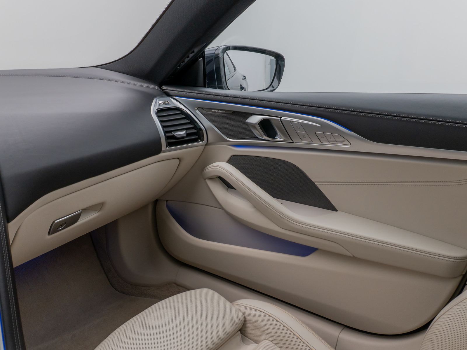 Fahrzeugabbildung BMW M850i xD GC Panorama 360° Laser HUD H/K SoftCl