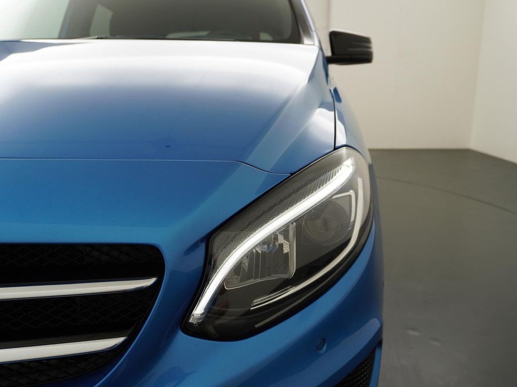 Mercedes-Benz B 250 4Matic Prestige AMG Styling AHK 1500 KG Le