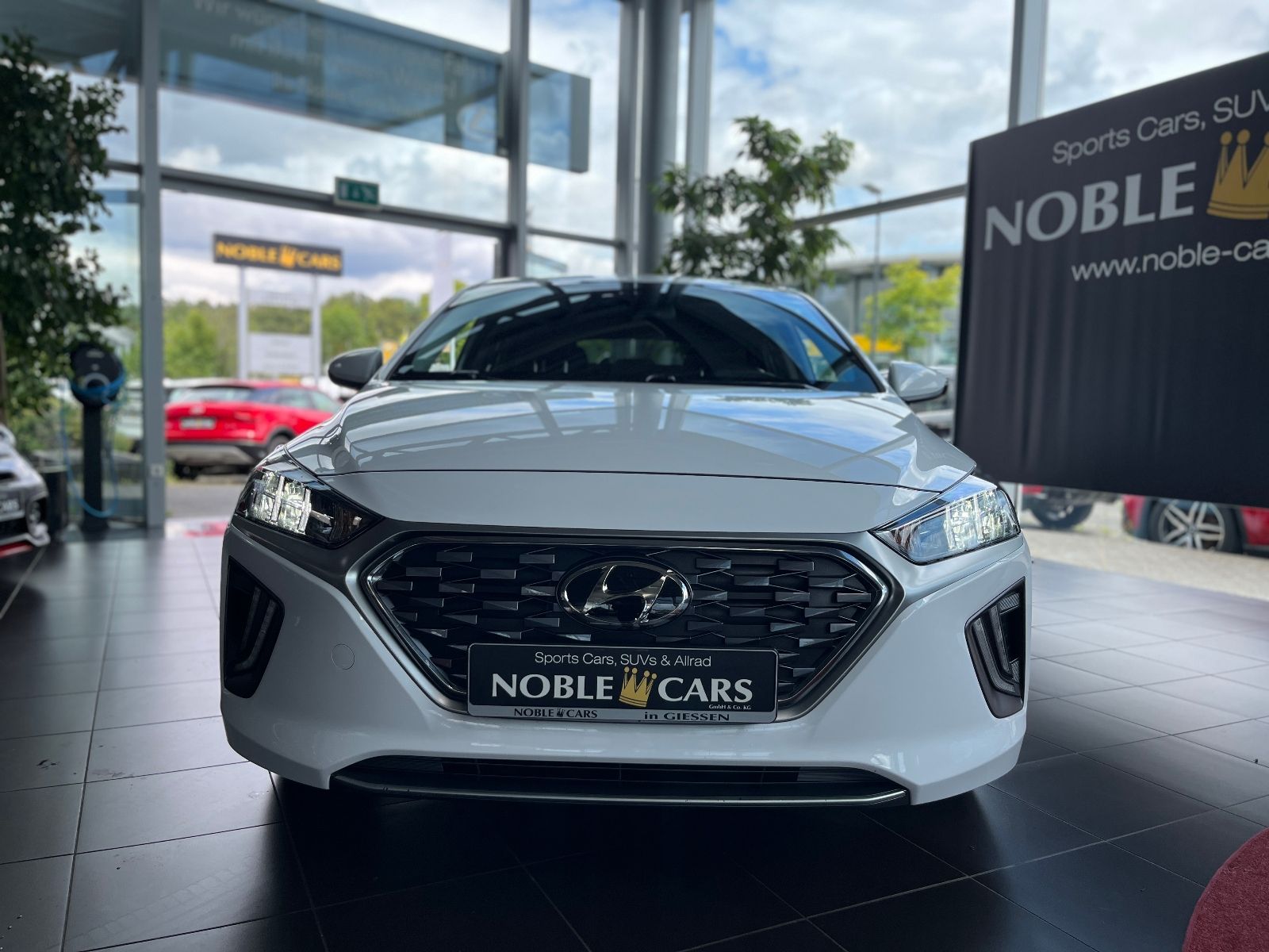 Fahrzeugabbildung Hyundai IONIQ Style Hybrid AHK LED NAV SHZ ALU