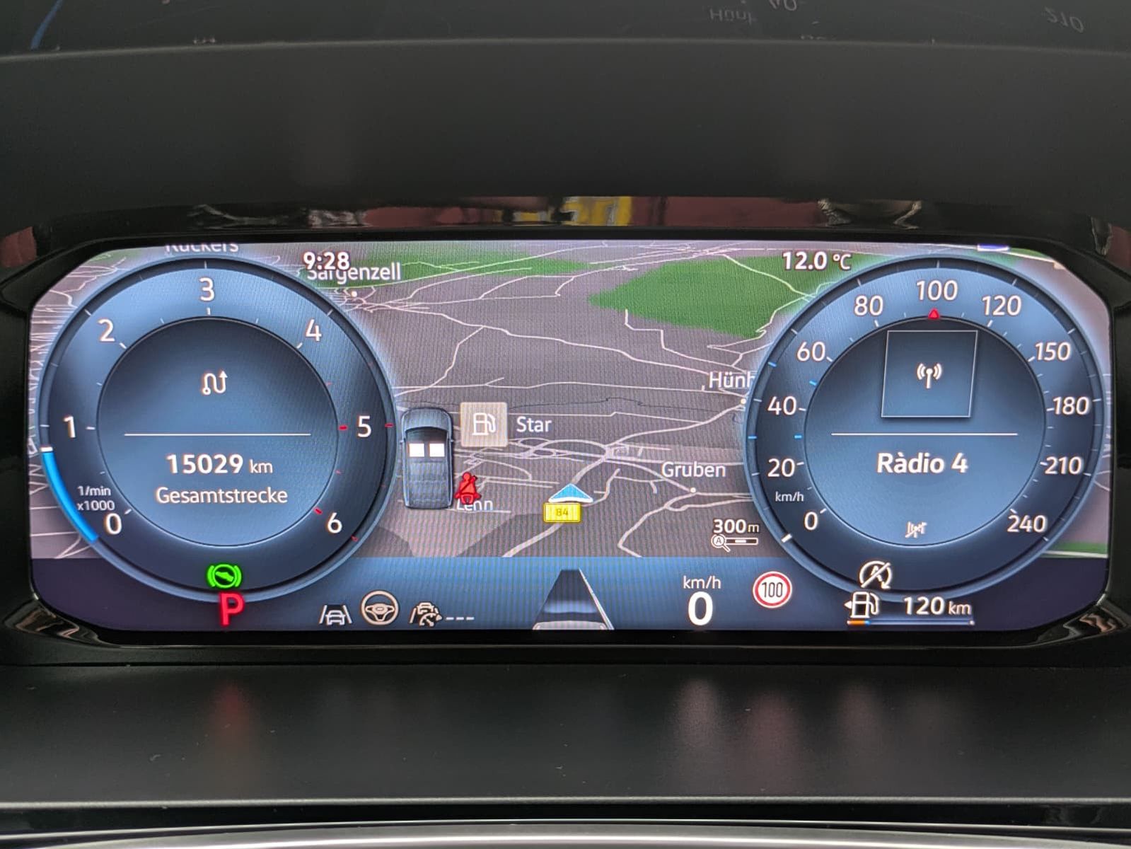 Fahrzeugabbildung Ford Grand Tourneo L2 Active LED*PANO*AHK*ACC*7-Si