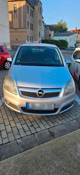 Opel auto opel zafira 2006 .1.9l   7 sitzte - Opel Zafira in Chemnitz