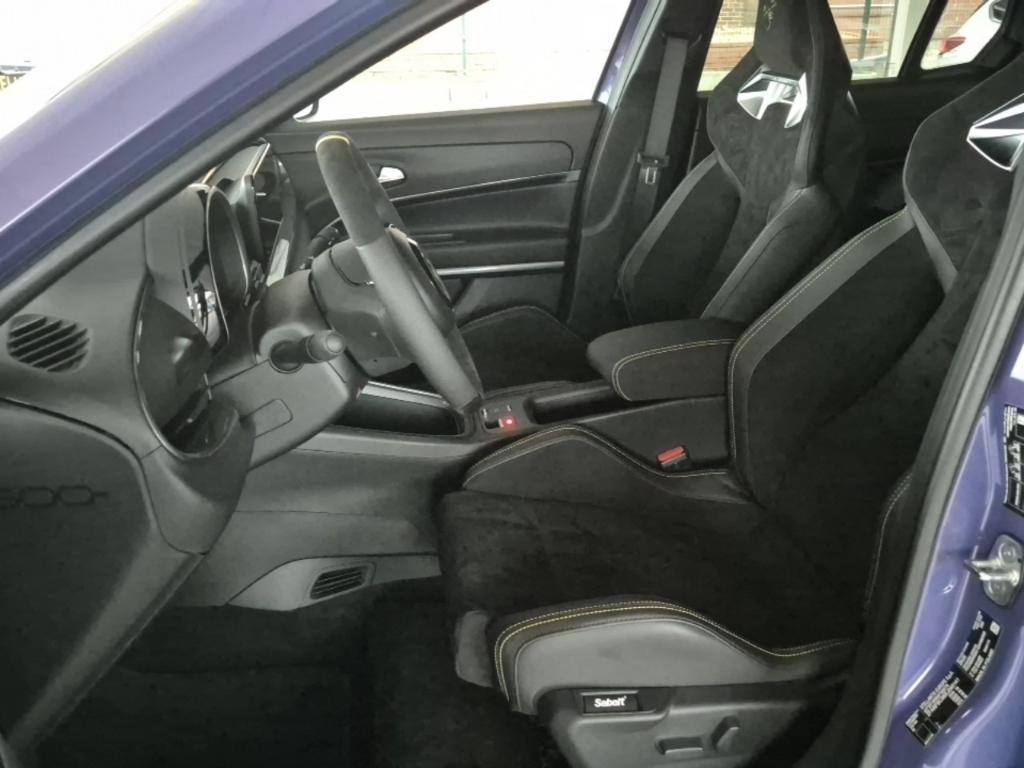 e5dcc65c-b750-4bc1-b5c7-9d5e7814870d