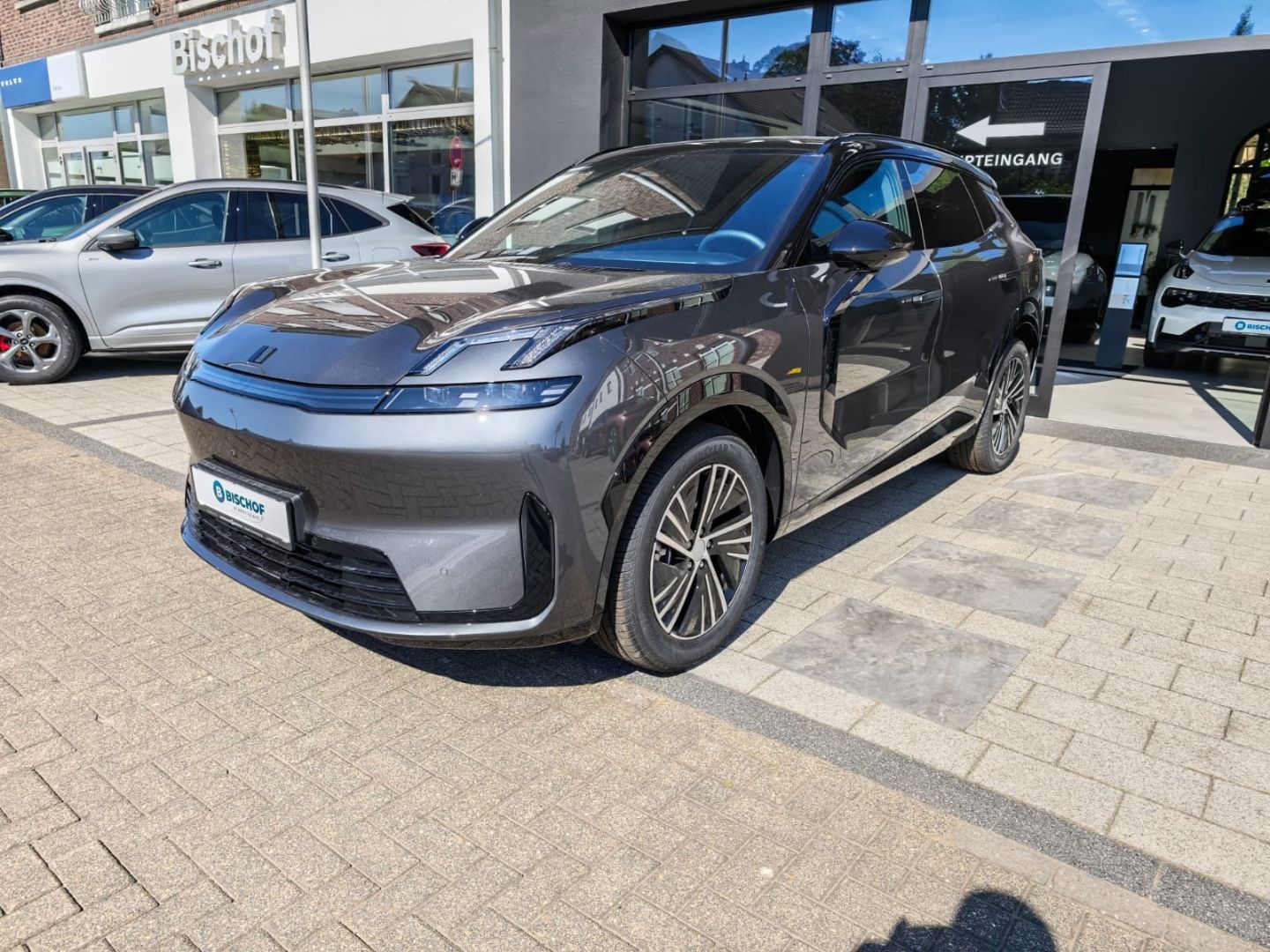 Lynk & Co 08