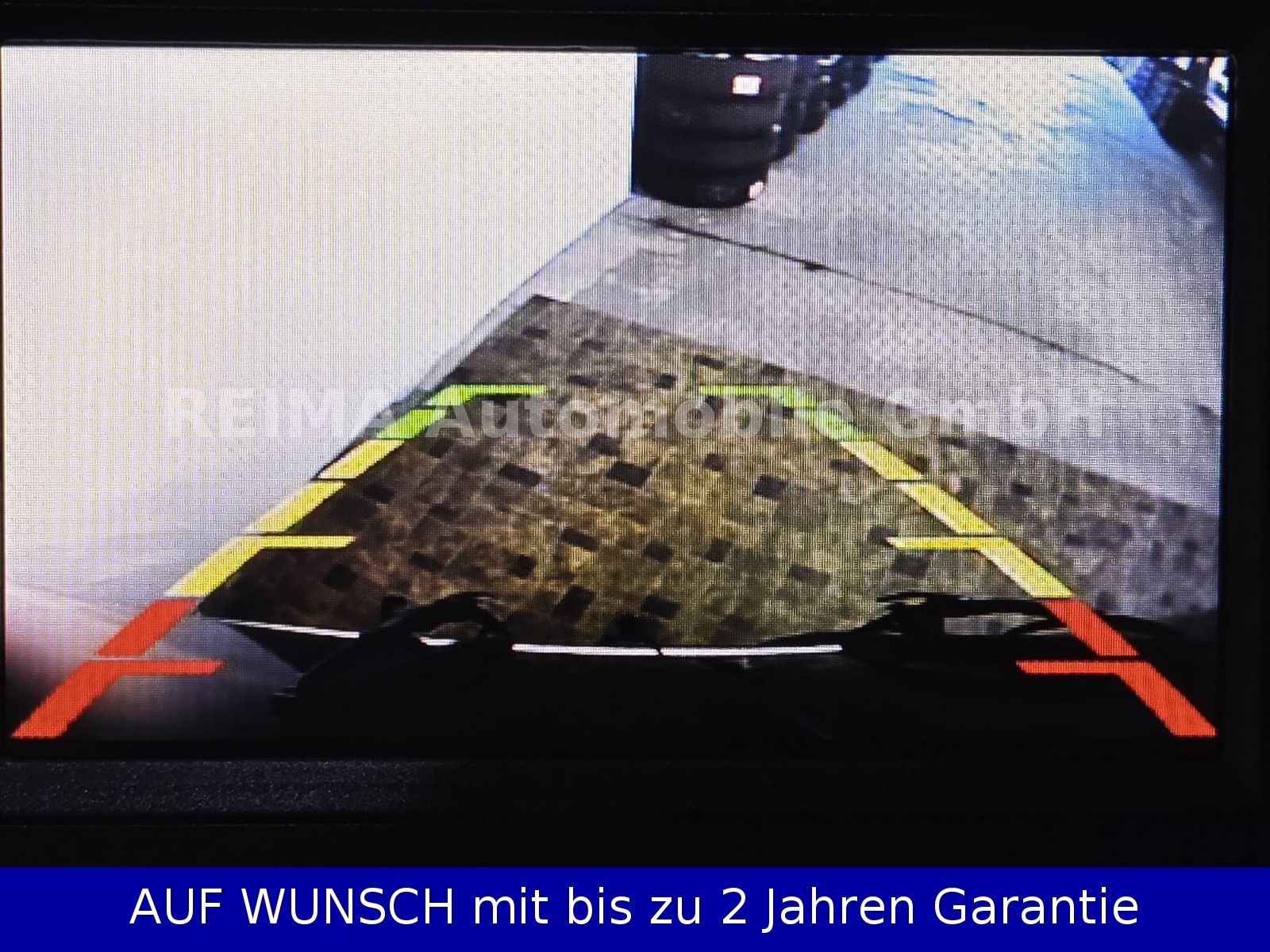 Fahrzeugabbildung Ford Transit Custom 2,0 TDi Kombi 9 Sitzer, Kamera