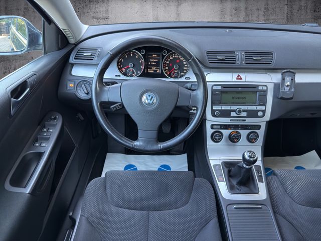 Volkswagen Passat Lim. Comfortline 1.4 TSI*SHZ*PDC*ALU*TOP