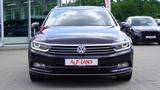 Volkswagen Passat 2.0 TDI Highline 4Motion LED ACC AHK Navi - Volkswagen Passat aus 2018
