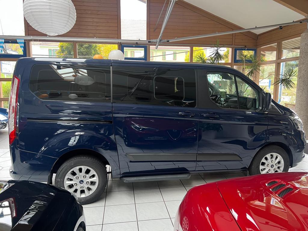 Ford Tourneo Custom