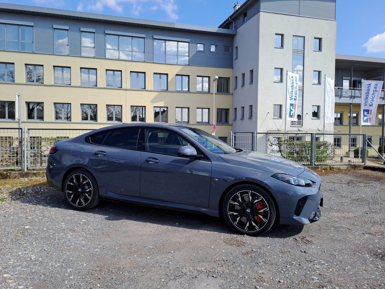 BMW 220 Gran Coupé - Bild 4