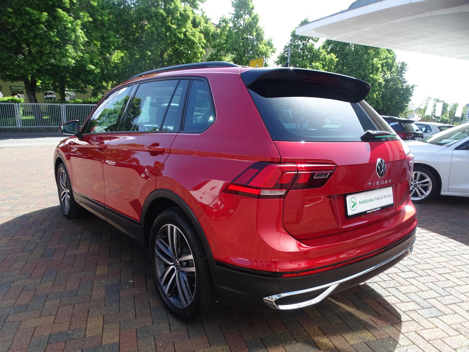 Volkswagen Tiguan 1.5 TSI "ACC/RFK/SHZ/LED/PANO"