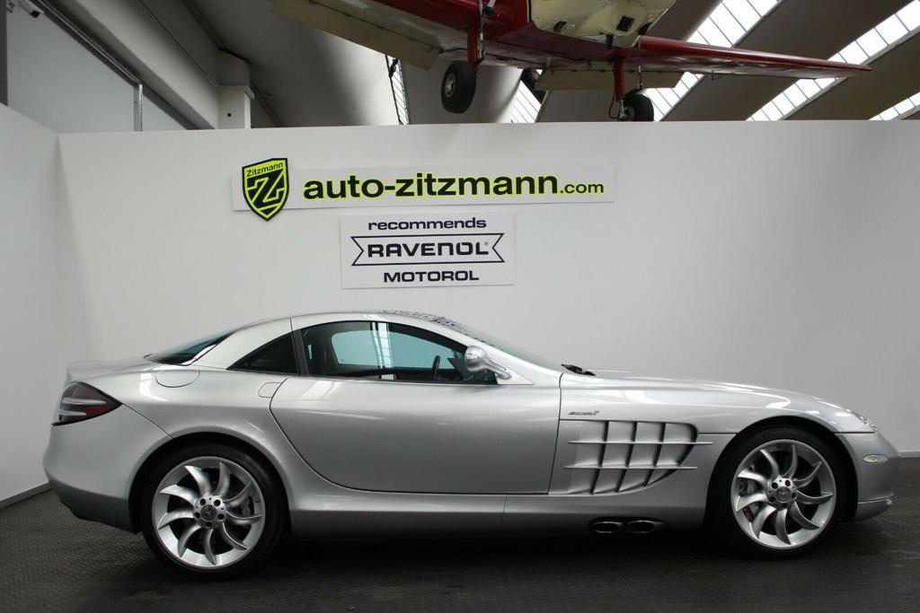 Mercedes-Benz SLR