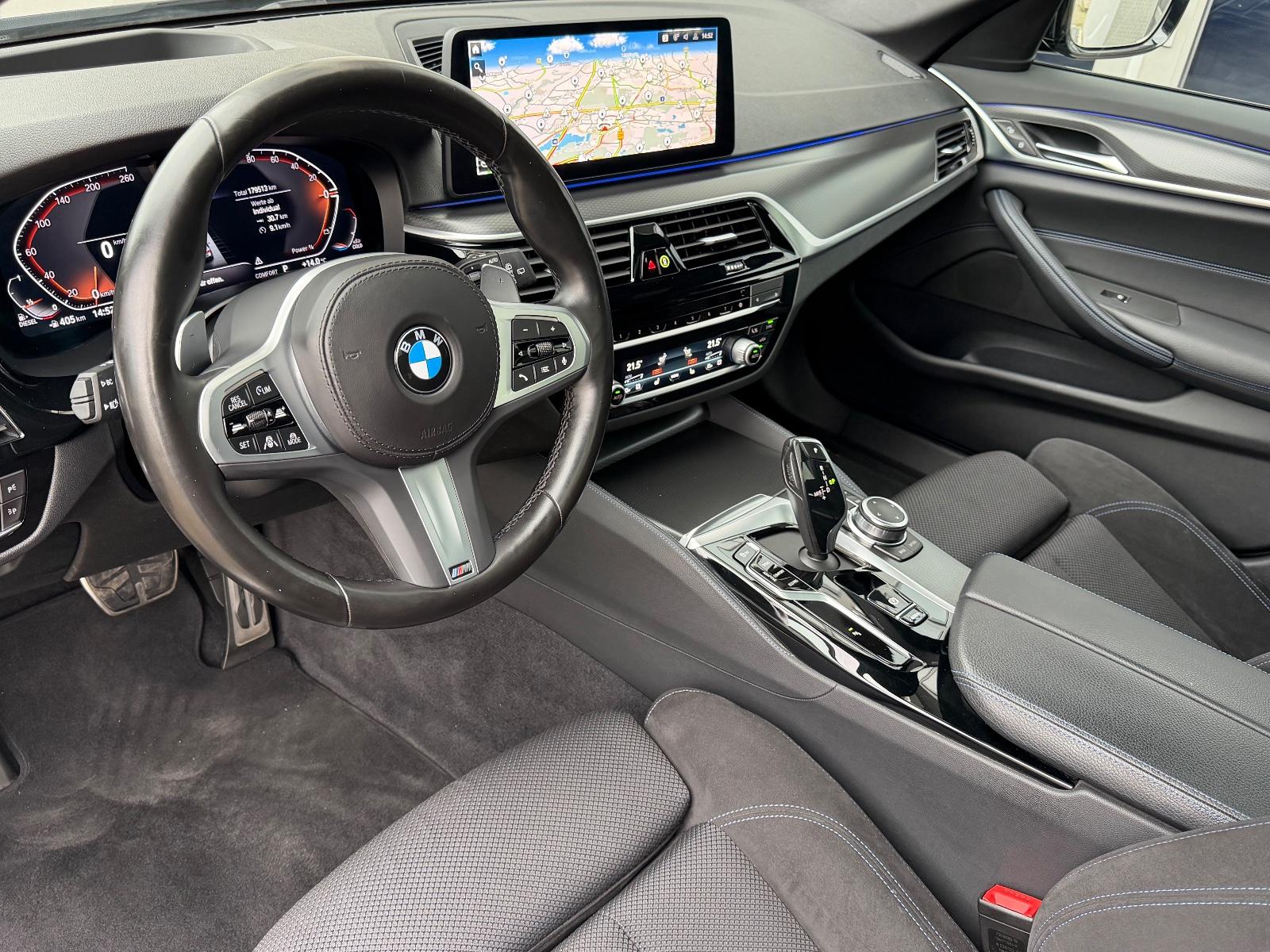 BMW 520dA xD*ACC*M SPORT*PANO*LASER*KAM*HEAD UP*KEY*