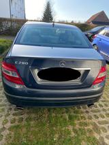 Mercedes-Benz C 280 4MATIC AVANTGARDE Avantgarde - Mercedes-Benz C 280: Limousine