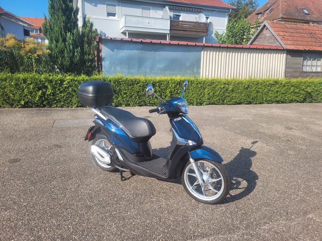 Piaggio Liberty 125 ABS ---'>1.Hand --->Top Zustand