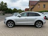 Audi Q5 2.0 TDI Quattro, S Line, TÜV & Service neu - silberne Audi Q5
