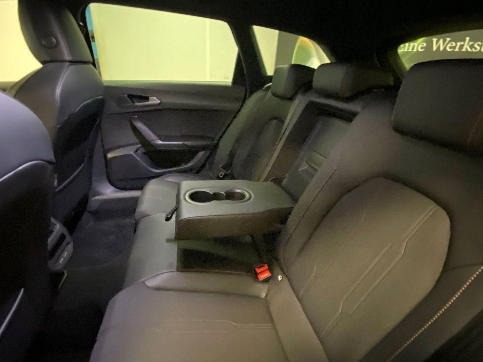 Fahrzeugabbildung CUPRA Leon ST 1.5 eTSI DSG MHEV+Schwellerverbreiterun