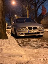 BMW 528i A - - BMW 528 aus 1999: 528i