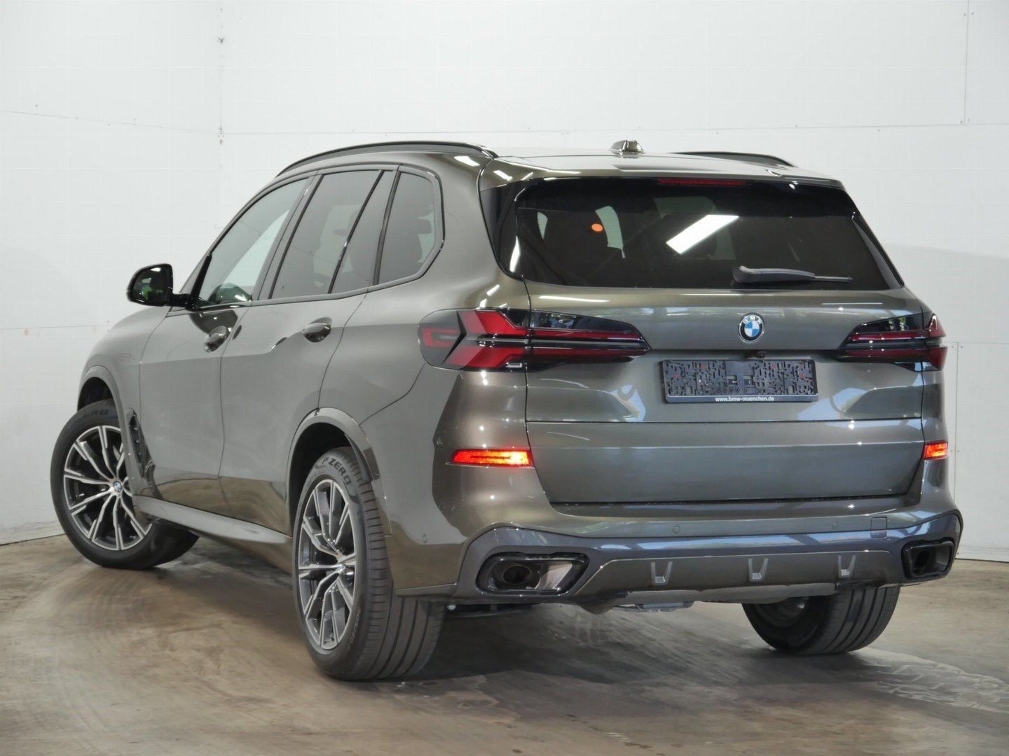 Fahrzeugabbildung BMW X5 xDrive40d Standheizung | M Sportpaket pro