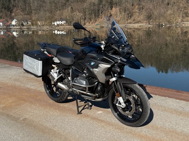 BMW R1250GS Triple Black 4 Pakete Seitenkoffer