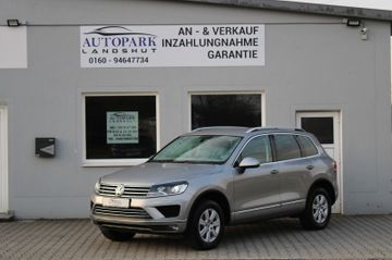 Volkswagen Touareg - 1