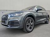Audi Q5 40 TDI quattro sport S-LINE SPORTPAKET PLUS - Audi Q5: Line Sportpaket