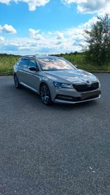 Skoda Superb 2.0 TSI DSG SPORTLINE AHK Matrix LED - Skoda Gebrauchtwagen in Solingen